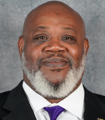 Headshot of Kenneth R. Kirk 